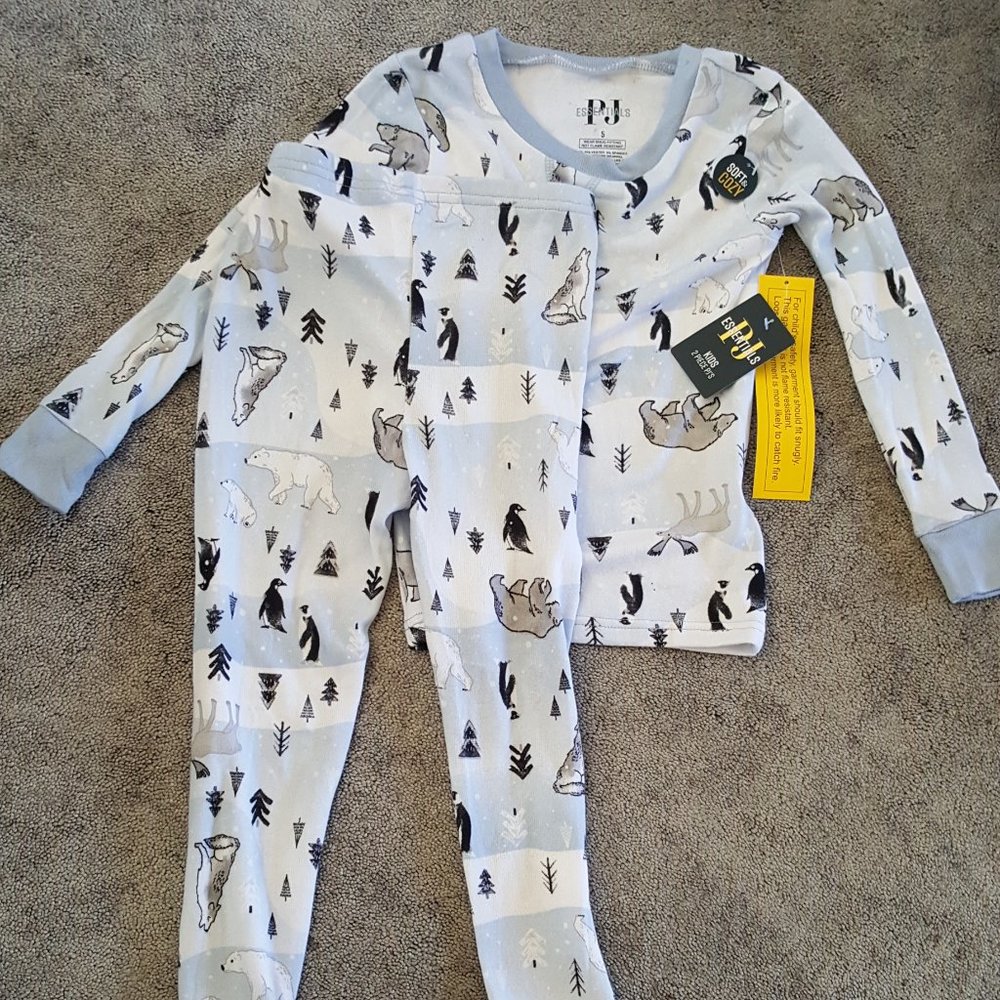 PJ Essentials Soft & Cozy 2 Pc Keds Pajamas Size 5